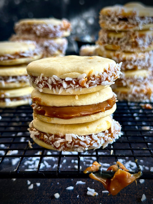 POPE FRANCIS' CARAMEL ALFAJORES