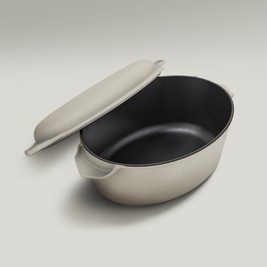 4.5L Enamel Old Dutch by Ironclad Co.